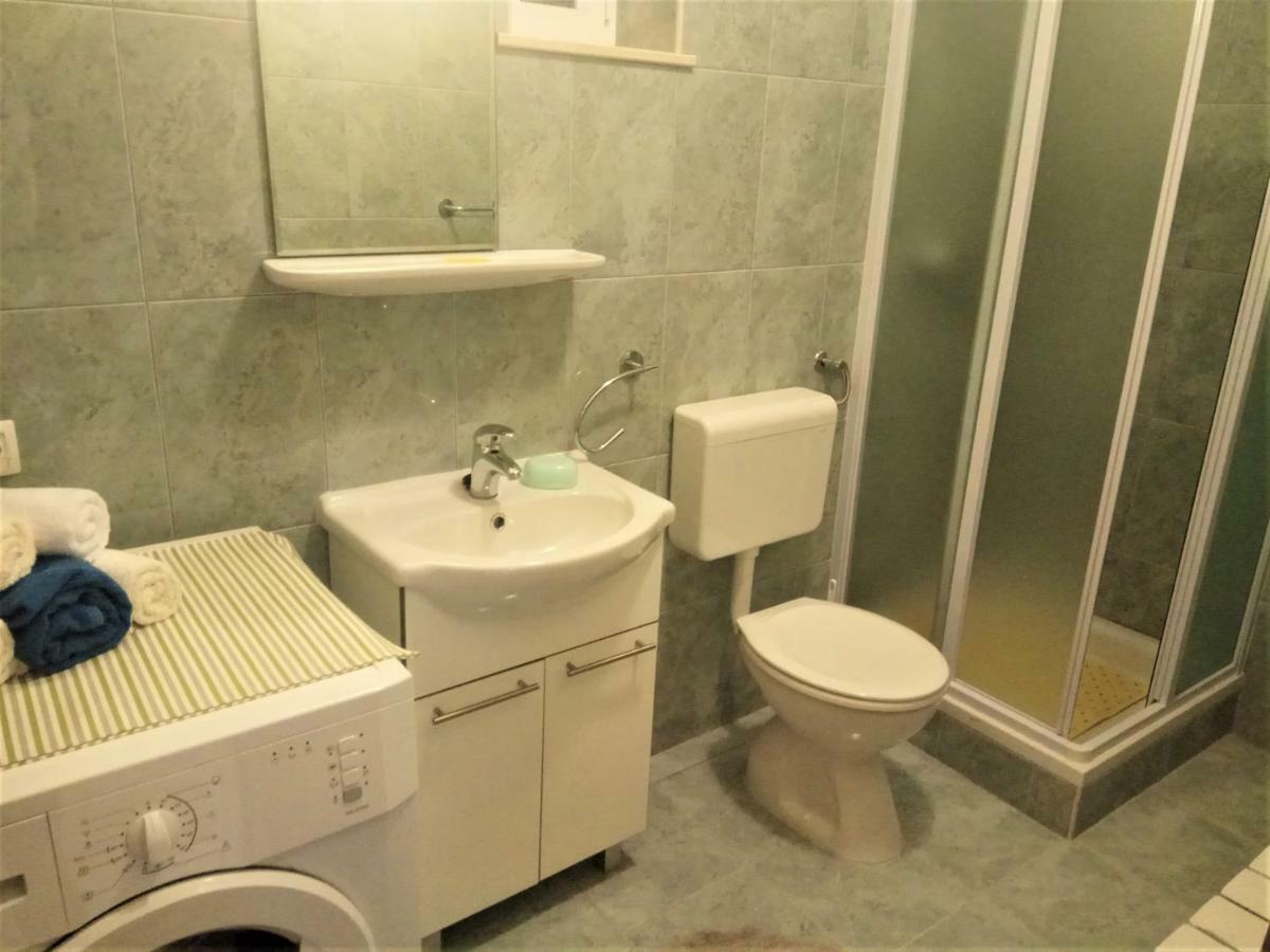 Countryside Vacation House Vitez Babino Polje Екстериор снимка