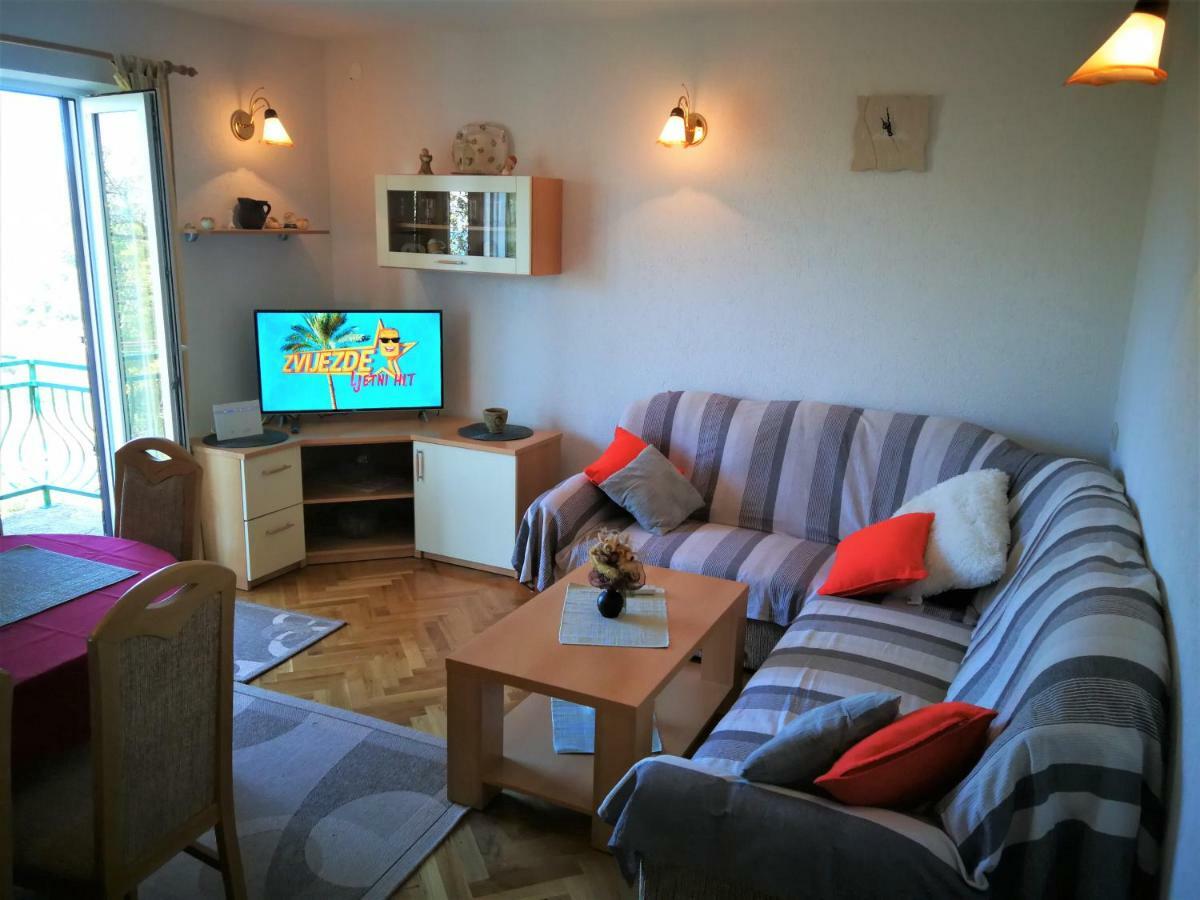 Countryside Vacation House Vitez Babino Polje Екстериор снимка